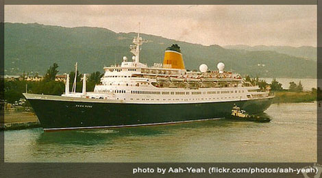 Cruise ship - Jamaica